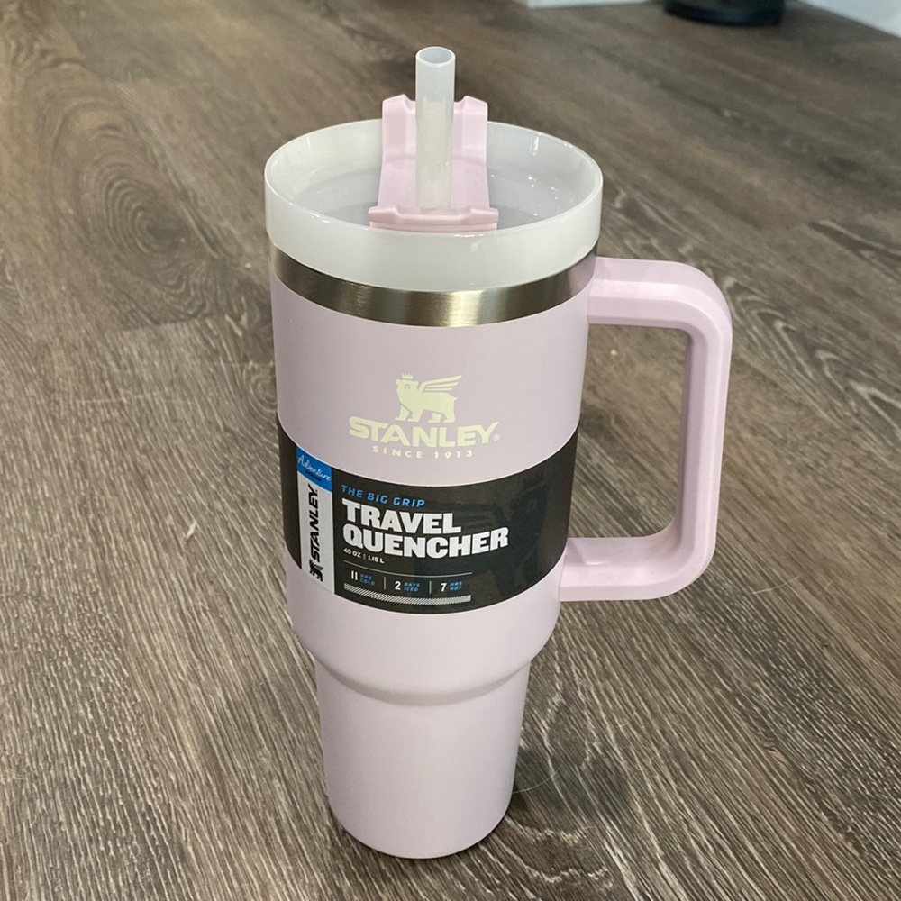Brand new Stanley Quencher 40oz